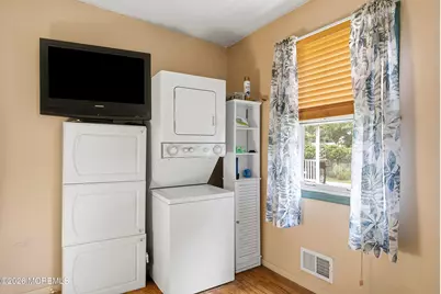 17 Darye Court, Toms River Township, NJ 08755 - Photo 8