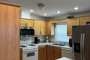 304 Kenwood Ct, Whiting, NJ 08759 - Photo 6