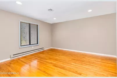 33 Hampton Court, Red Bank, NJ 07701 - Photo 16