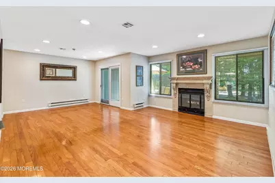33 Hampton Court, Red Bank, NJ 07701 - Photo 8