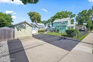 170 Forest Ave, Keansburg, NJ 07734 - Photo 8