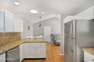 212 N Pondview Blvd, Monroe Township, NJ 08831 - Photo 12