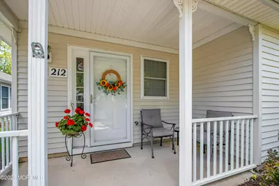 212 N Pondview Boulevard #212, Monroe Township, NJ 08831 - Photo 2