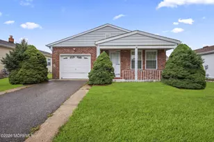 24 Merrilee Ln, Toms River Township, NJ 08757 - Photo 1