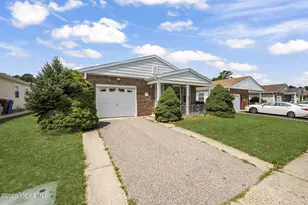 24 Merrilee Ln, Toms River Township, NJ 08757 - Photo 2