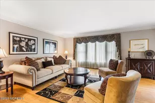 6 Wood Hollow Dr, Holmdel, NJ 07733 - Photo 10