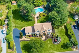 6 Wood Hollow Dr, Holmdel, NJ 07733 - Photo 2