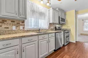 13 Grant Ave, Toms River Township, NJ 08753 - Photo 10