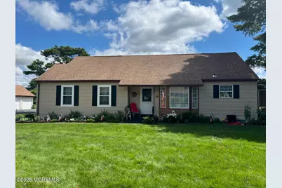 11 Amesbury Road #E, Whiting, NJ 08759 - Photo 2