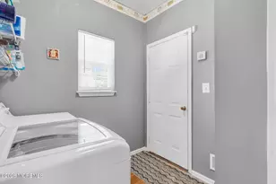 34 Biondi Ave, Laurence Harbor, NJ 07721 - Photo 32