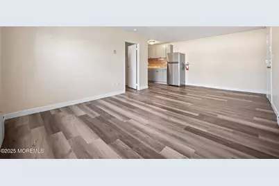 175 Buckelew Avenue #BLDG 3 - Apt 11, Jamesburg, NJ 08831 - Photo 10