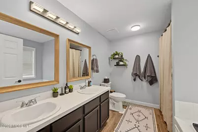 27 Goshawk Court, Morganville, NJ 07751 - Photo 32