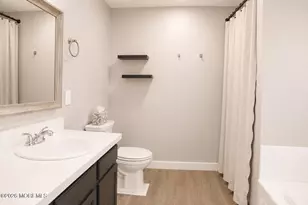 27 Goshawk Ct, Morganville, NJ 07751 - Photo 52