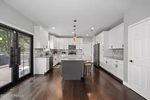 27 Goshawk Ct, Morganville, NJ 07751 - Photo 34