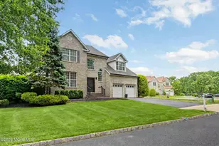 27 Goshawk Ct, Morganville, NJ 07751 - Photo 1