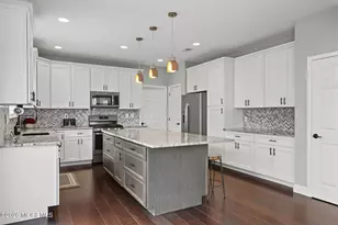 27 Goshawk Ct, Morganville, NJ 07751 - Photo 30