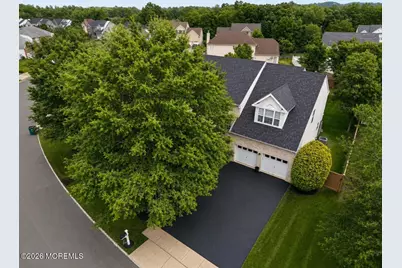 27 Goshawk Court, Morganville, NJ 07751 - Photo 6