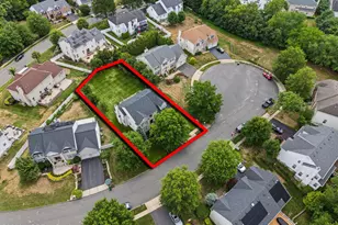 27 Goshawk Ct, Morganville, NJ 07751 - Photo 68
