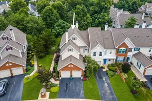 71 S Manor Ct, Wall Township, NJ 07719 - Photo 2