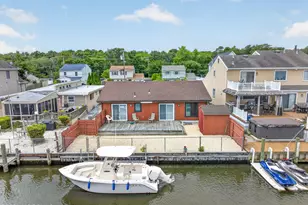 10 Bahia Ct, Brick, NJ 08723 - Photo 1