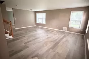422 Indigo Ct, Morganville, NJ 07751 - Photo 2