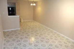 422 Indigo Ct, Morganville, NJ 07751 - Photo 4