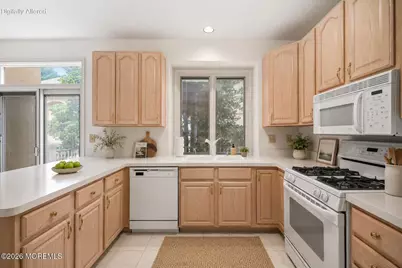 [Address not provided], Holmdel, NJ 07733 - Photo 12