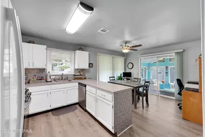 1 Selkirk Avenue, Toms River Township, NJ 08757 - Photo 18