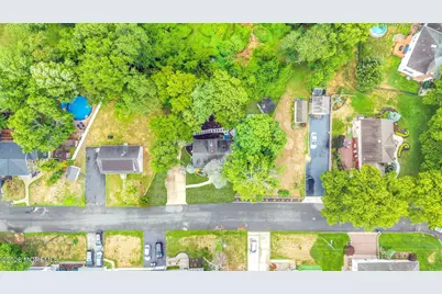 21 Park Avenue, Hazlet Township, NJ 07730 - Photo 42