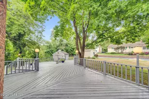 21 Park Ave, Hazlet Township, NJ 07730 - Photo 28