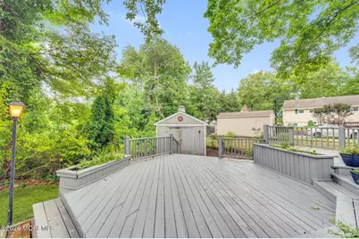 21 Park Avenue, Hazlet Township, NJ 07730 - Photo 28