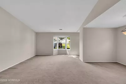 2 Gatley Close, Freehold, NJ 07728 - Photo 4