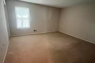 2 Gatley Close, Freehold, NJ 07728 - Photo 10