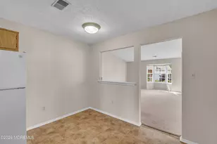 2 Gatley Close, Freehold, NJ 07728 - Photo 10