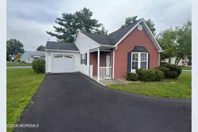 2 Gatley Close, Freehold, NJ 07728 - Photo 1