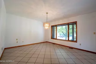 519 Ilexberry Ln, Toms River Township, NJ 08753 - Photo 10