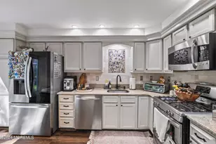 34 Alpine Rd, Holmdel, NJ 07733 - Photo 10