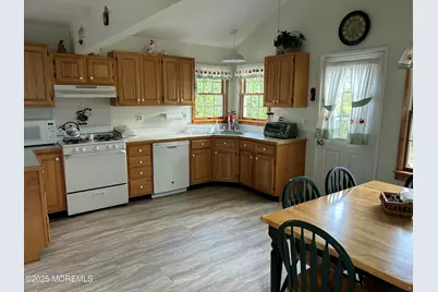 203 Princeton Avenue, Point Pleasant Beach, NJ 08742 - Photo 6