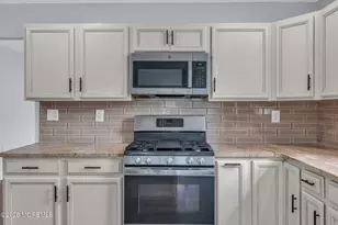 2 Ashcroft Ln, Toms River Township, NJ 08757 - Photo 12