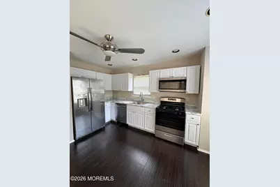 81 Atrium Way #8-1, Manalapan Township, NJ 07726 - Photo 4