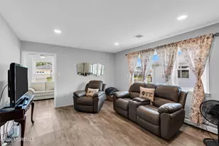 27 Anguilla Ln, Toms River Township, NJ 08757 - Photo 8