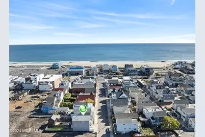 19 Church Street, Sea Bright, NJ 07760 - Photo 28