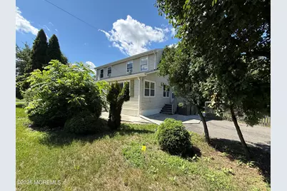 236 W Farms Road, Farmingdale, NJ 07727 - Photo 2