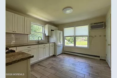 236 W Farms Road, Farmingdale, NJ 07727 - Photo 6