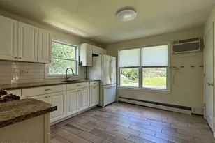 236 W Farms Rd, Farmingdale, NJ 07727 - Photo 6