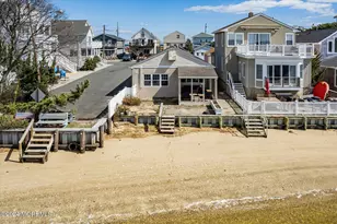 2 Riverview Pl, Sea Bright, NJ 07760 - Photo 4