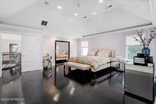 11 Hemingway Ct, Morganville, NJ 07751 - Photo 32