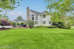 11 Hemingway Ct, Morganville, NJ 07751 - Photo 52