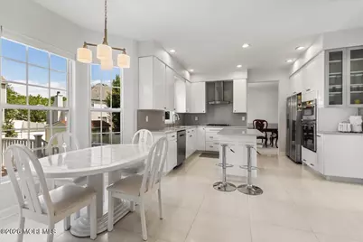 18 Trish Court, Matawan, NJ 07747 - Photo 10