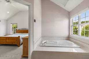 18 Trish Ct, Matawan, NJ 07747 - Photo 24
